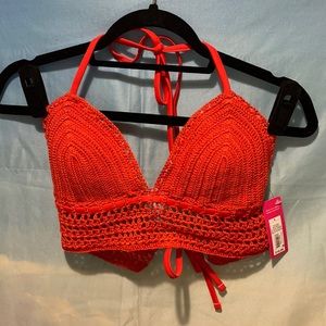 NWT- SZ LG CROCHET BIKINI TOP. Xhilaration. Orange